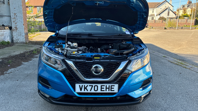Nissan Qashqai 1.3 DiG-T 160 Acenta Premium 5dr Petrol Hatchback
